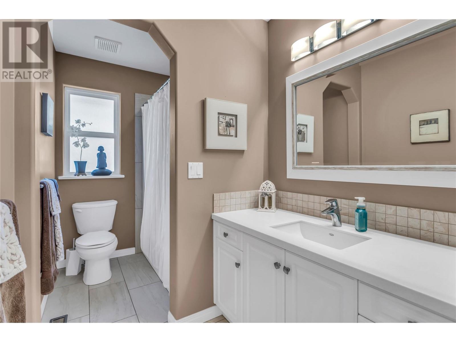  3576 Apple Way Boulevard, West Kelowna