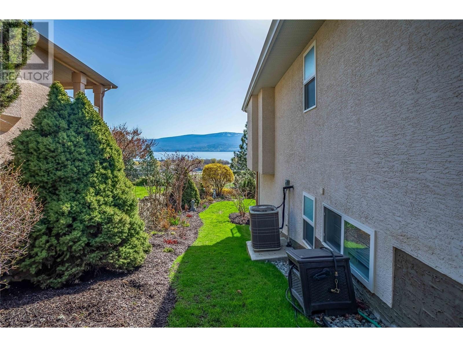  3576 Apple Way Boulevard, West Kelowna