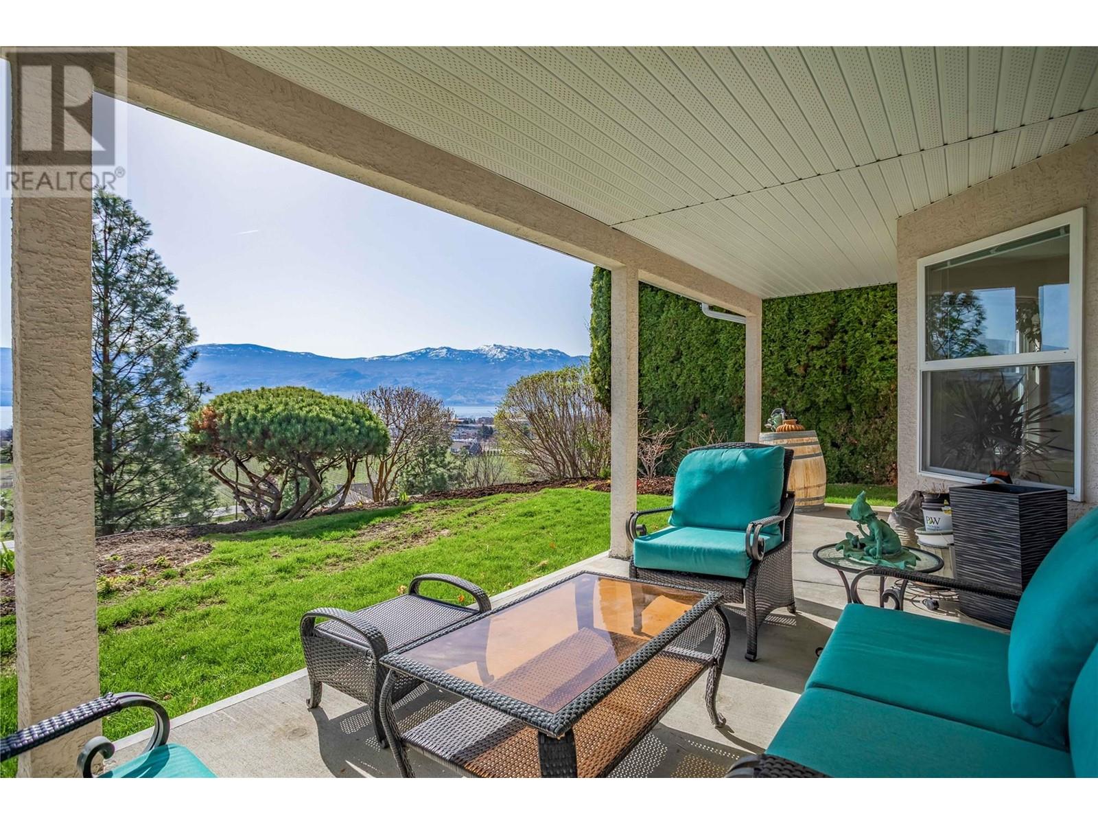  3576 Apple Way Boulevard, West Kelowna