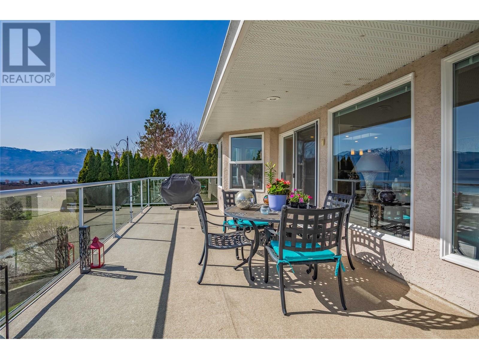  3576 Apple Way Boulevard, West Kelowna