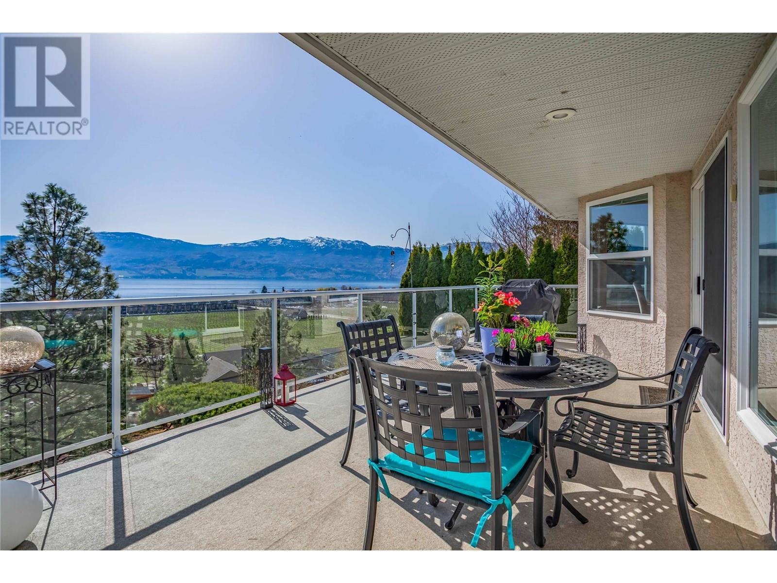  3576 Apple Way Boulevard, West Kelowna