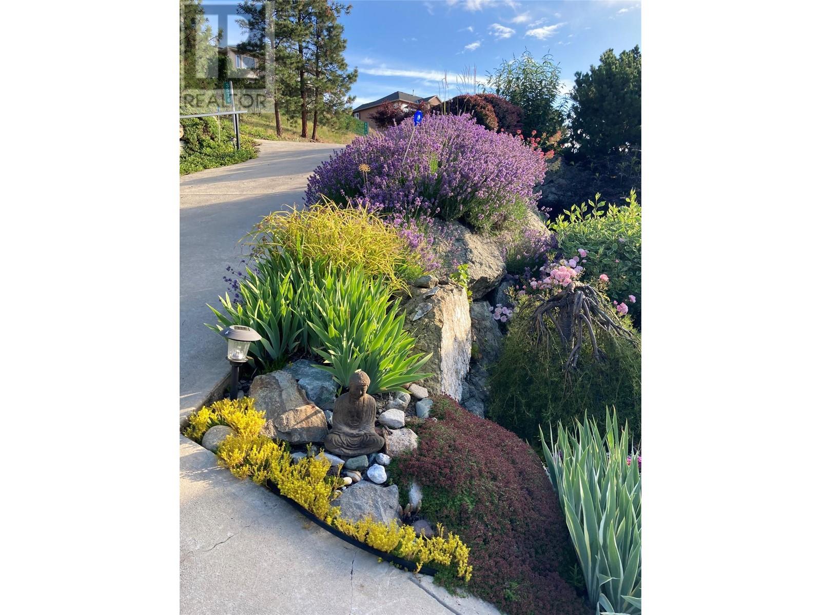  3576 Apple Way Boulevard, West Kelowna