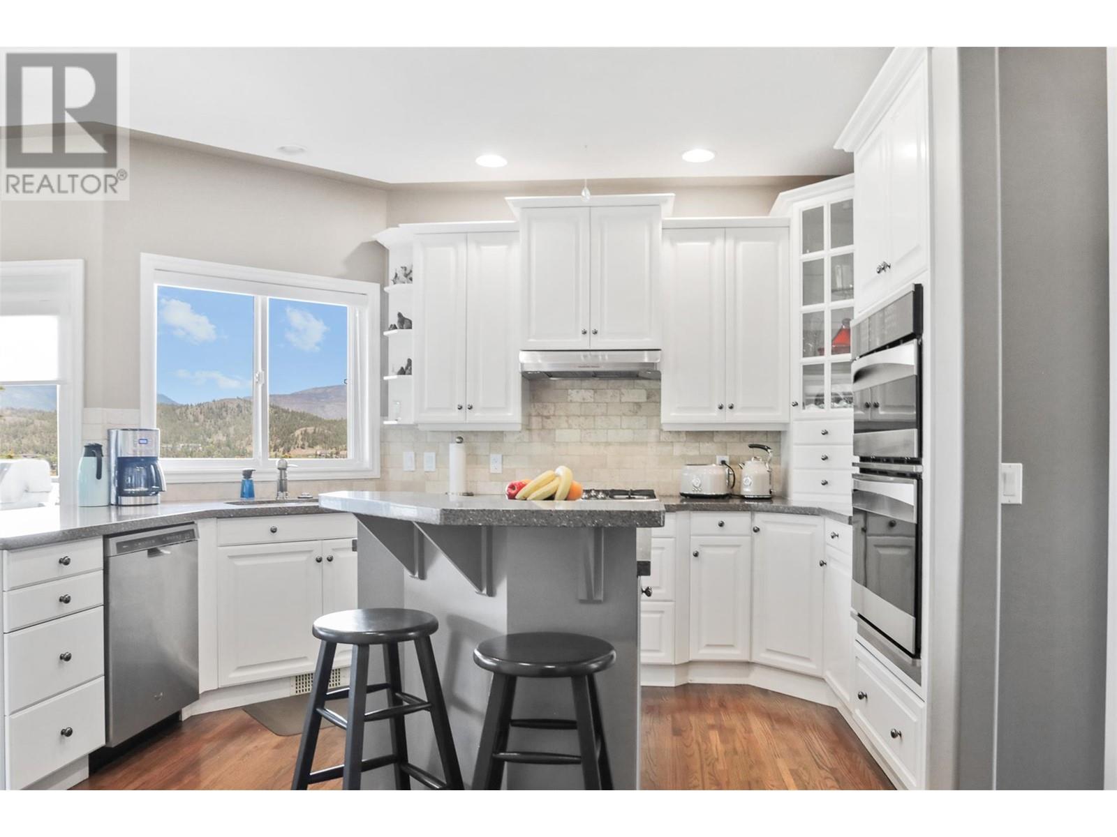  2072 Lillooet Court, Kelowna