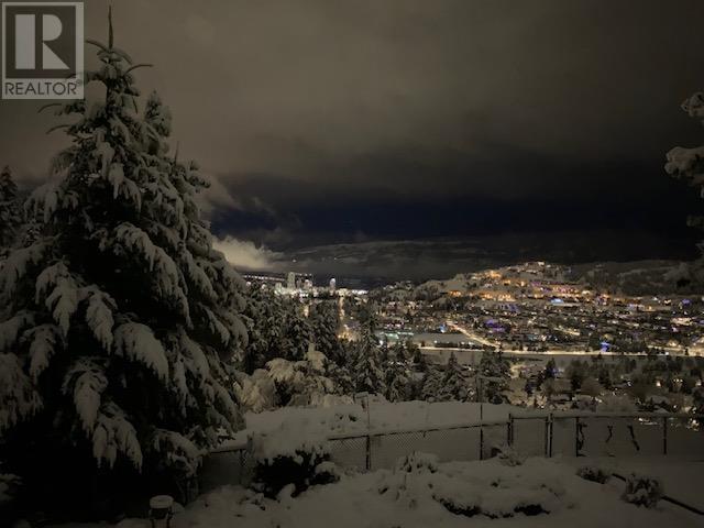  2072 Lillooet Court, Kelowna