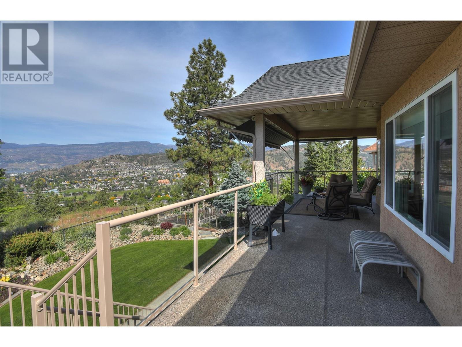  2072 Lillooet Court, Kelowna