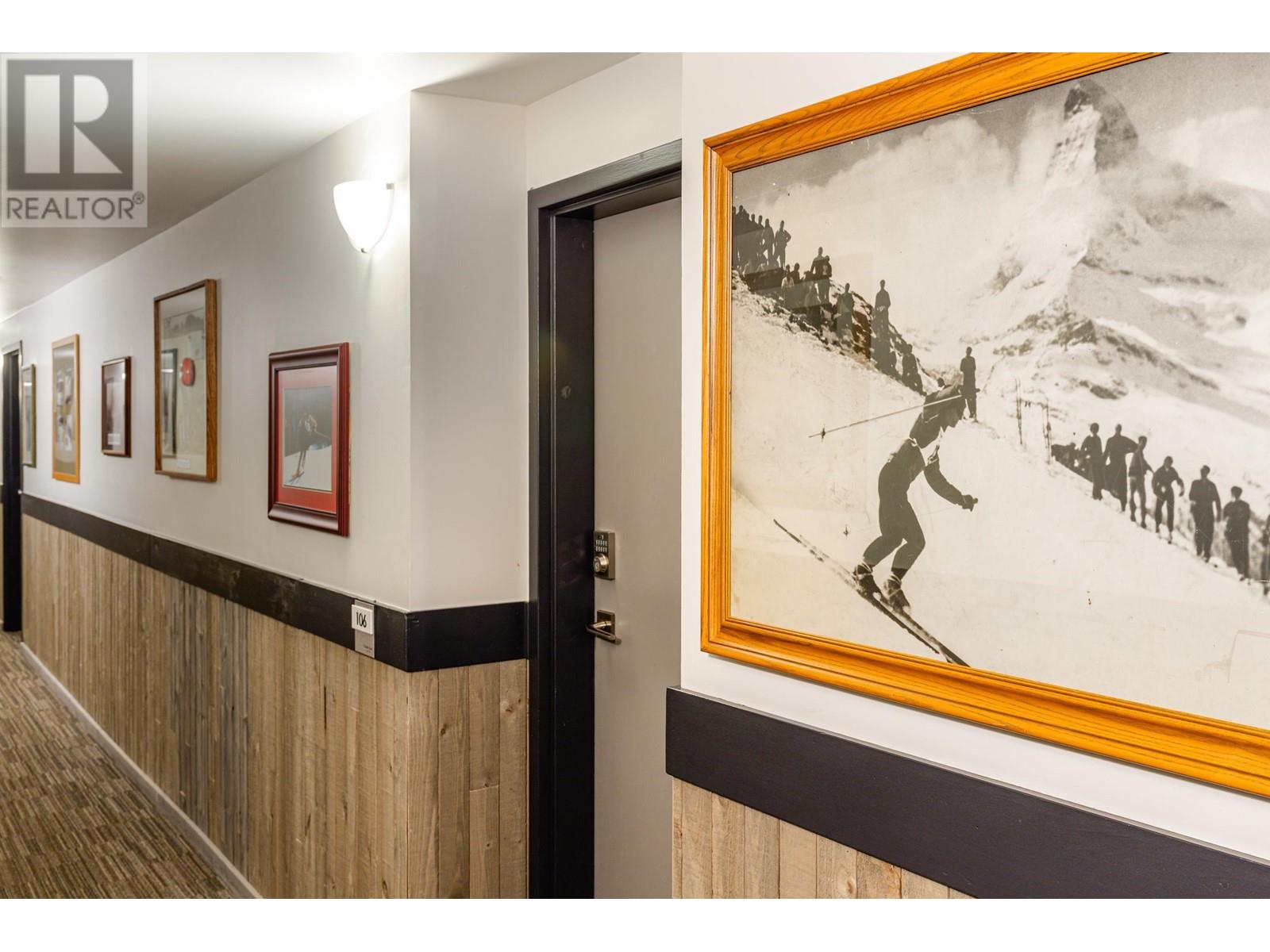105 2021 KAREN CRESCENT, Whistler