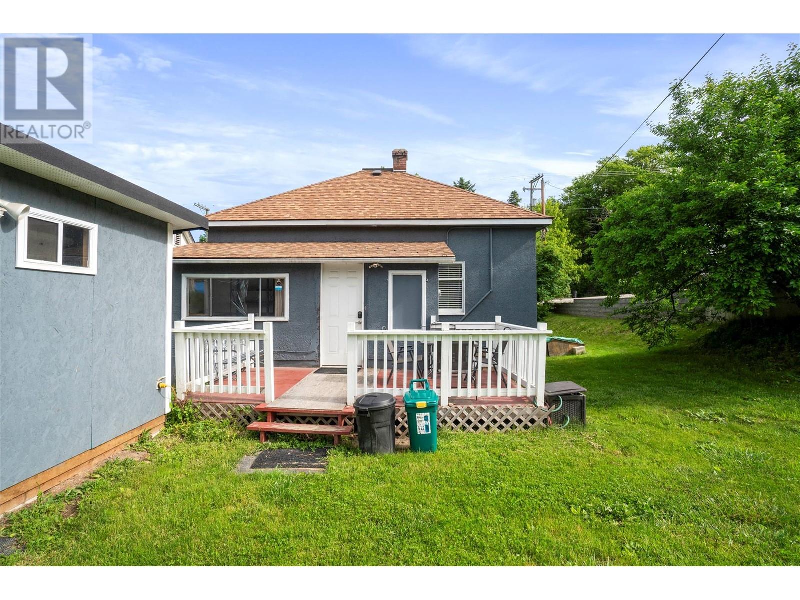 Photo 12 of 630 Okanagan Se Avenue, Salmon Arm BC