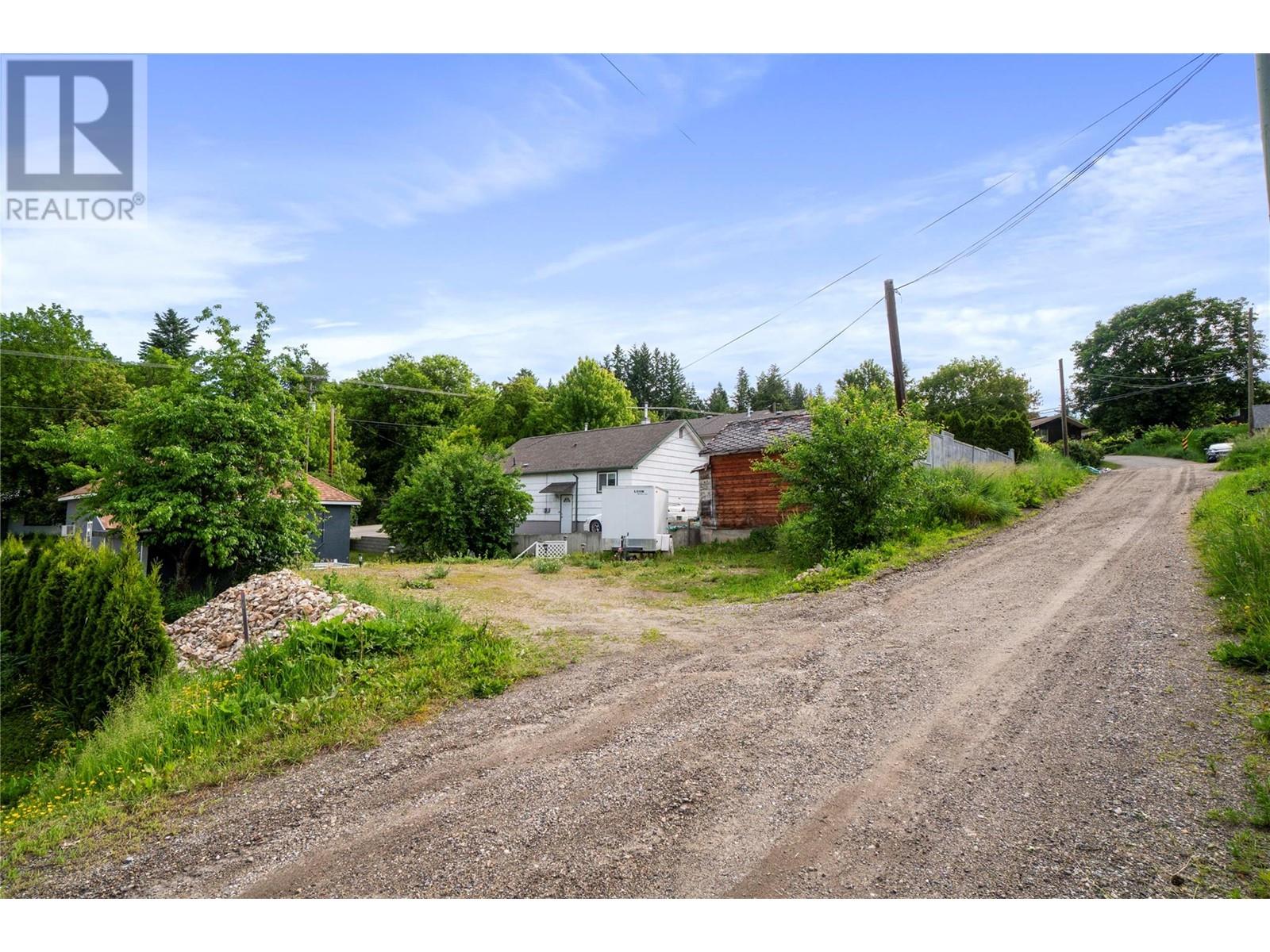 Photo 20 of 630 Okanagan Se Avenue, Salmon Arm BC