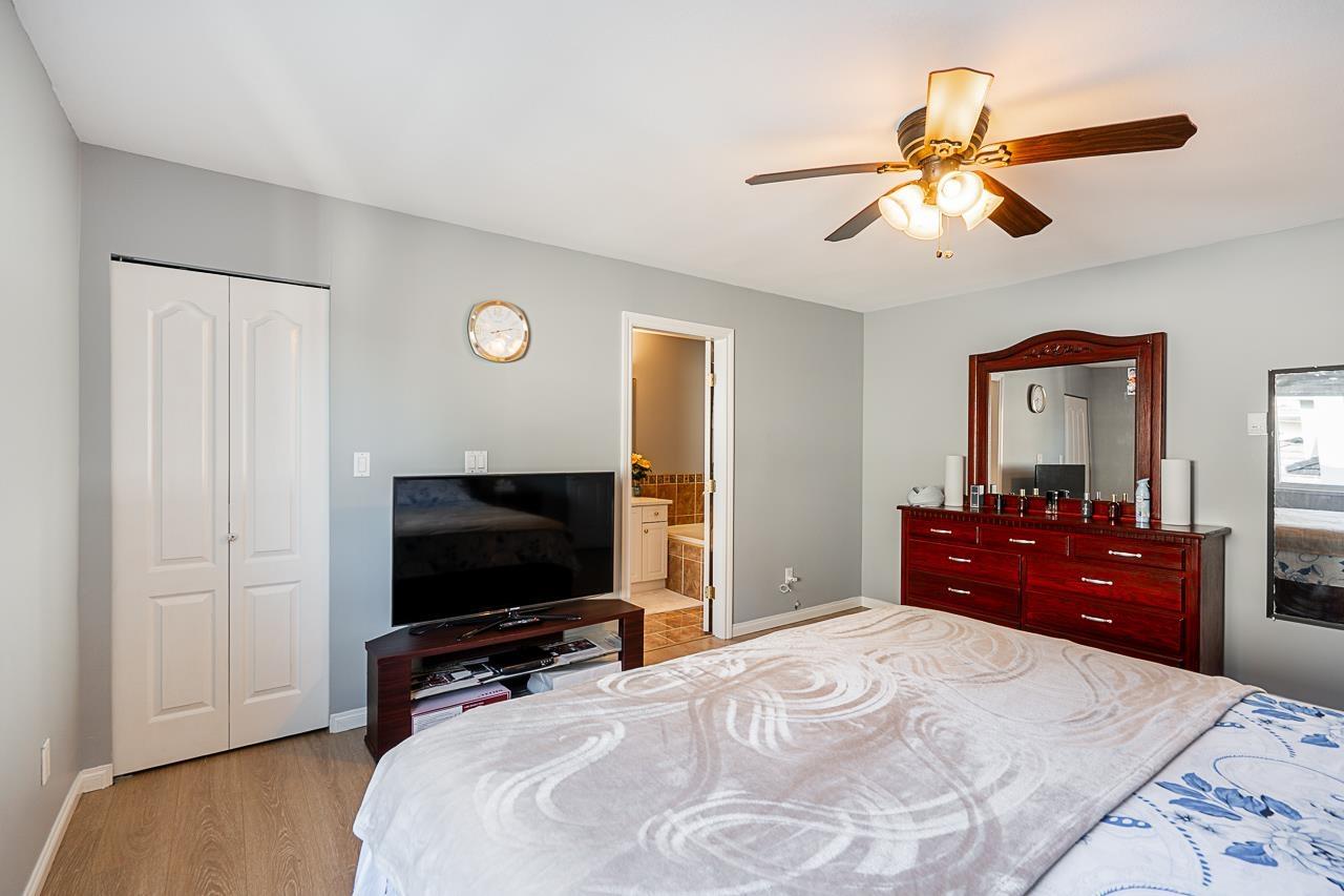 Photo 24 of 12608 67 A Avenue, Surrey BC