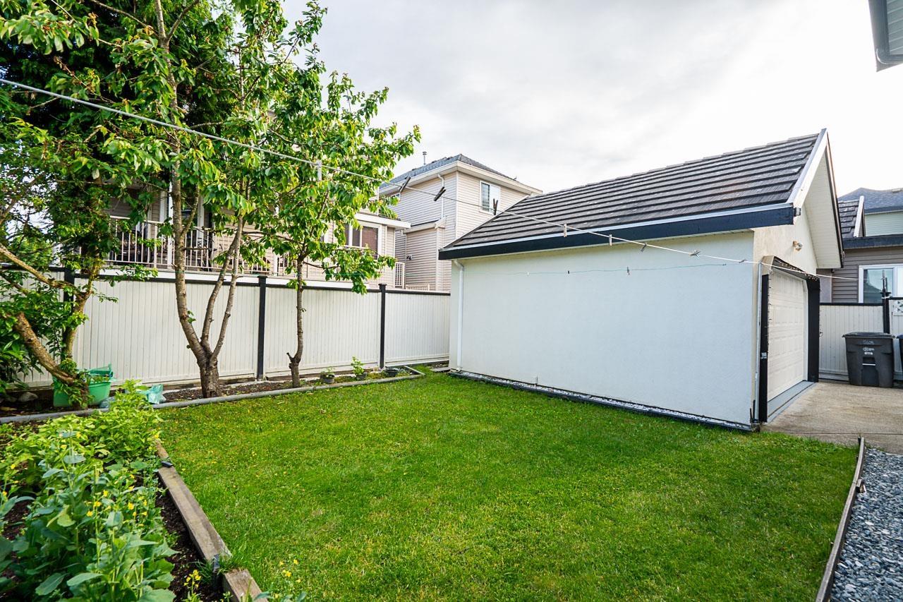 Photo 35 of 12608 67 A Avenue, Surrey BC