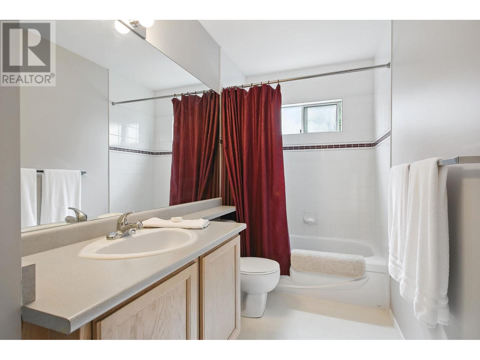 33 1251 LASALLE PLACE, Coquitlam real estate listing R3009650