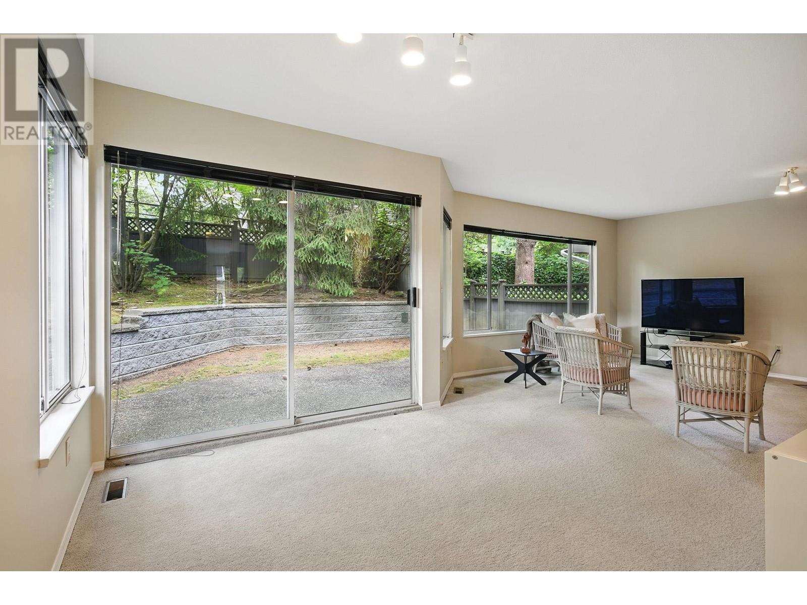 33 1251 LASALLE PLACE, Coquitlam real estate listing R3009650