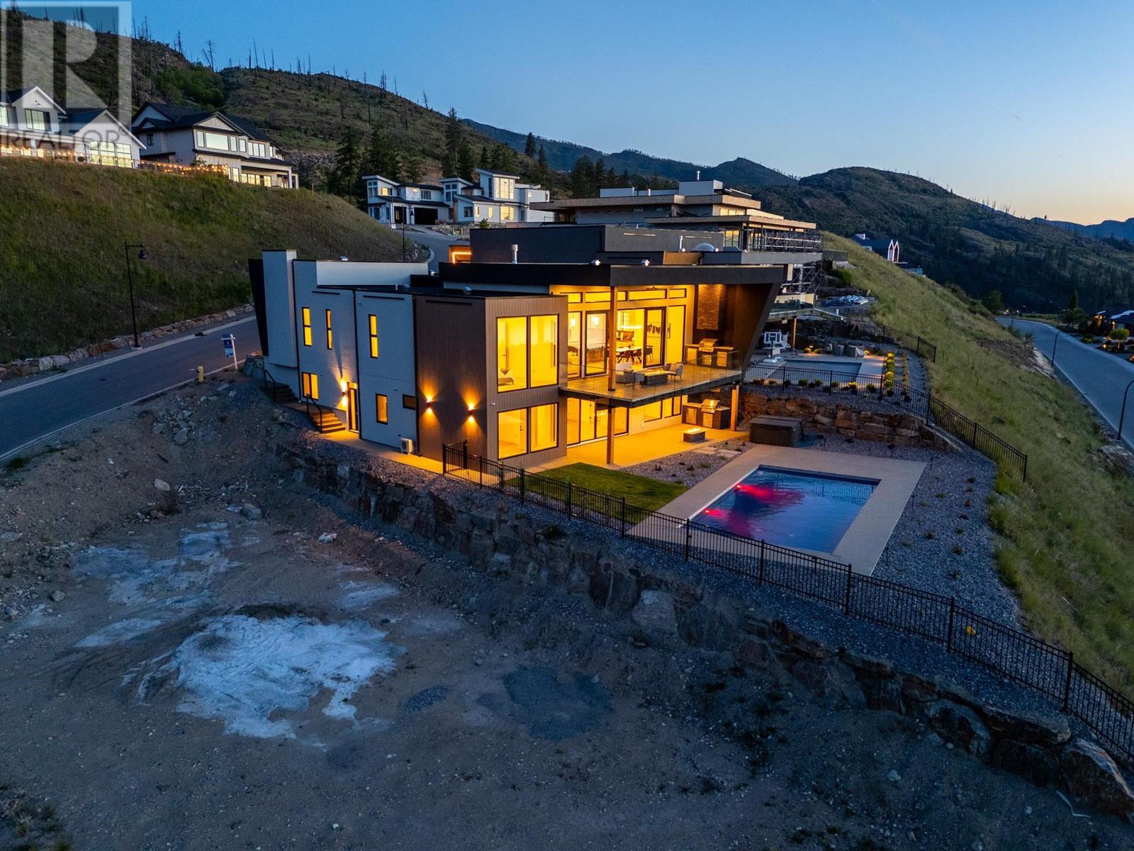  5584 Upper Mission Court, Kelowna