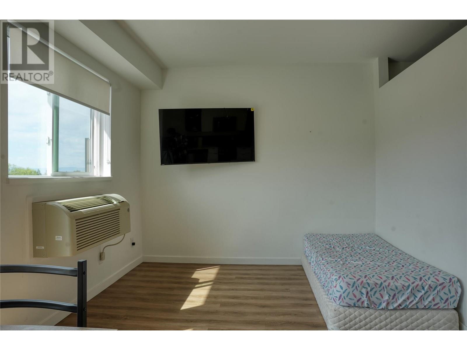 Photo 11 of 615 Rutland Road N Unit 517, Kelowna BC