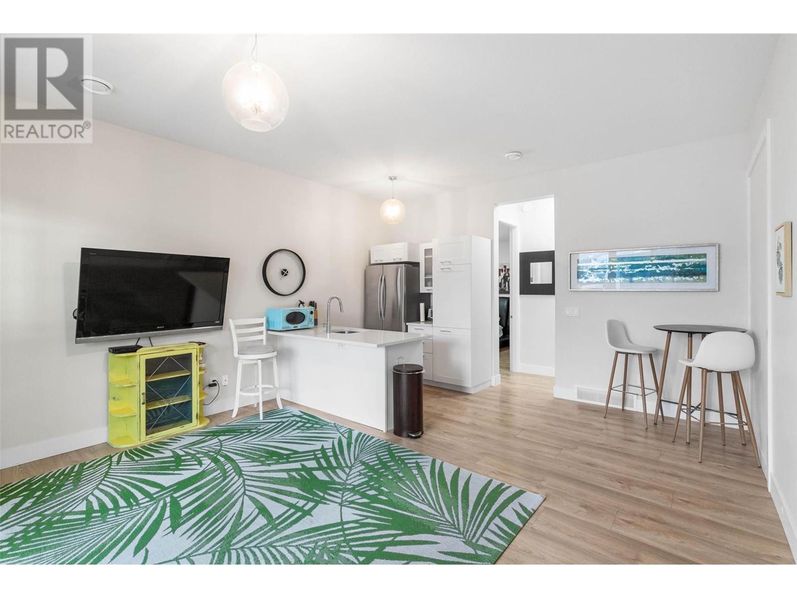  3583 McKinley Beach Drive, Kelowna