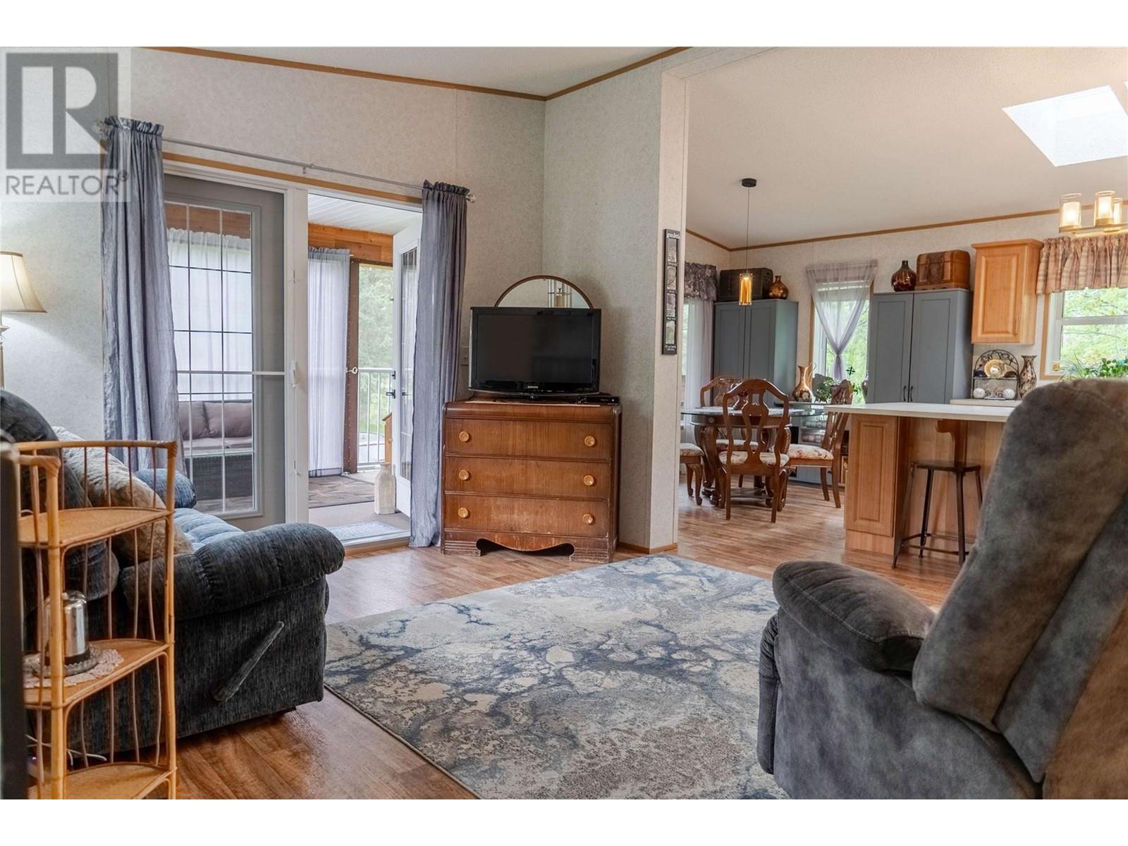 Photo 11 of 8201 Rock Creek Road, Galloway BC