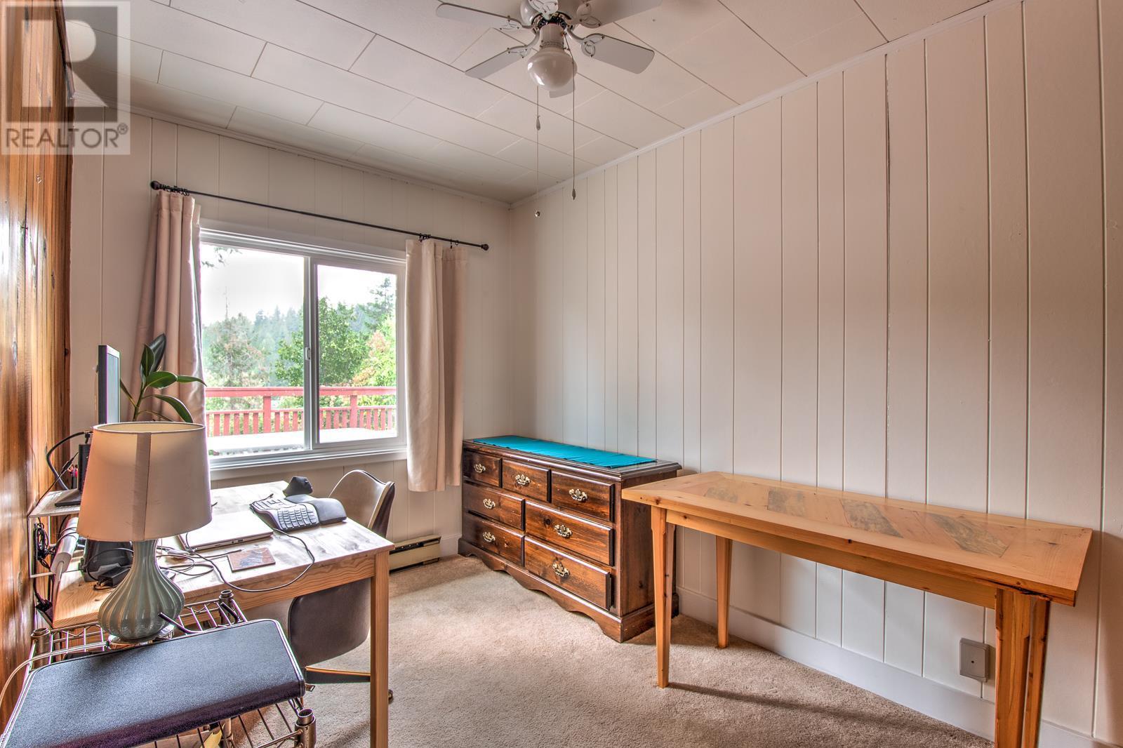 11 Gardom Lake Road, Enderby