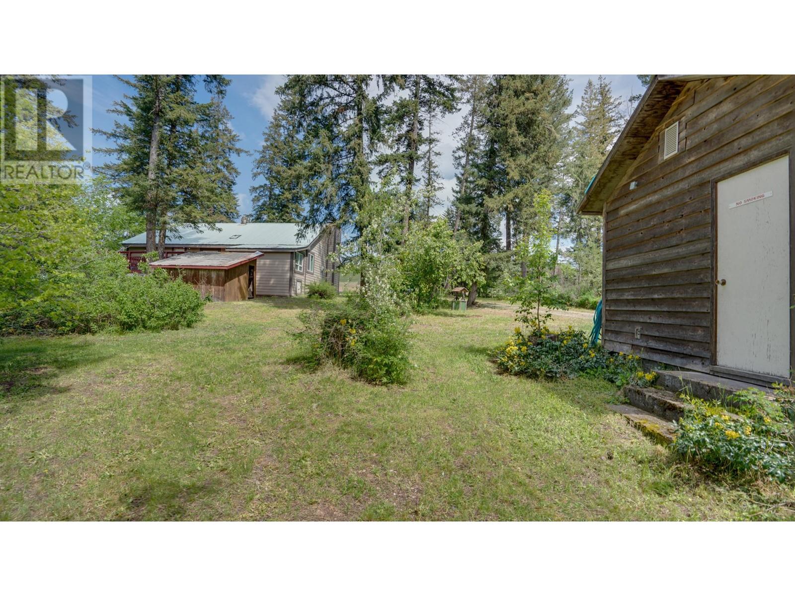 11 Gardom Lake Road, Enderby
