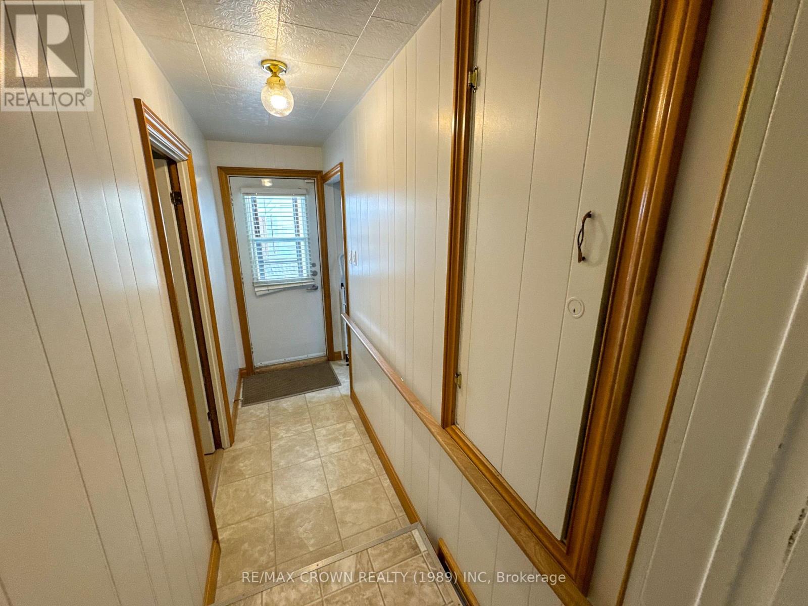 Photo 13 of 906 George Street, Hearst ON