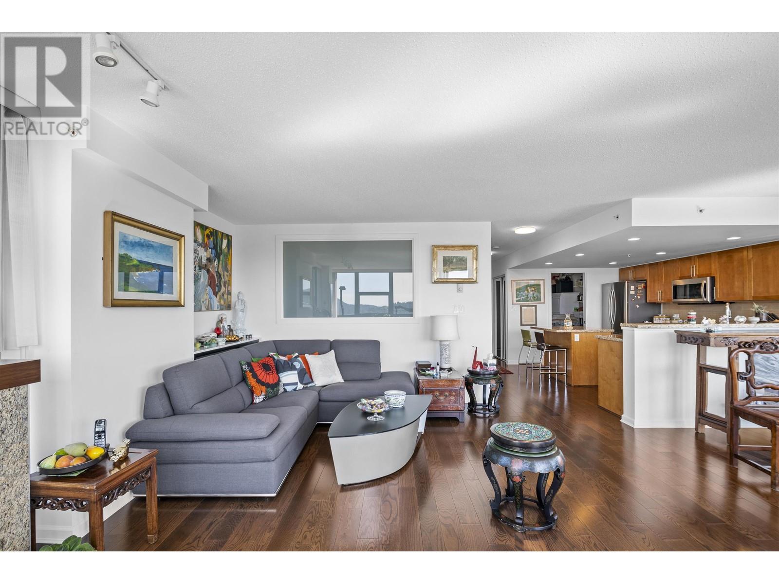 Photo 3 of 2204 288 Ungless Way, Port Moody BC