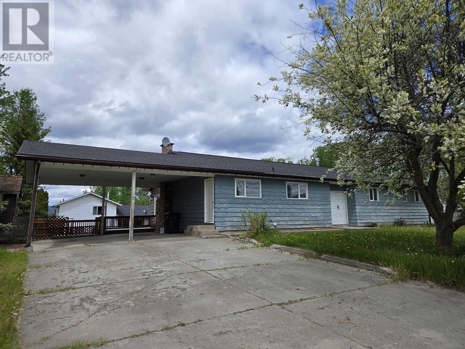 403 TUNASA DRIVE, Fraser Lake