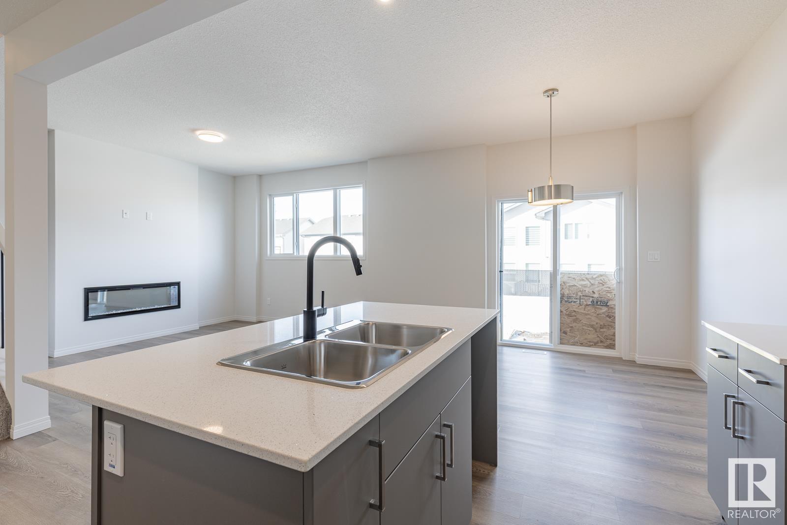 74 SILVERSTONE DR, Stony Plain