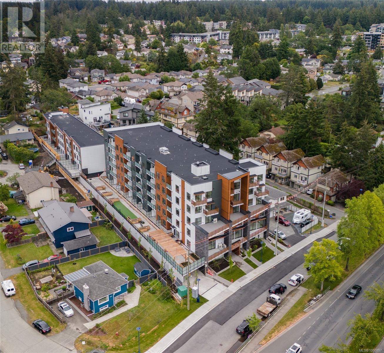 Photo 2 of 405 2629 Millstream Rd, Langford BC