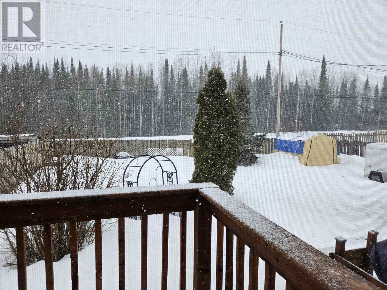 Photo 29 of 4 Fisher Ave, Manitouwadge ON