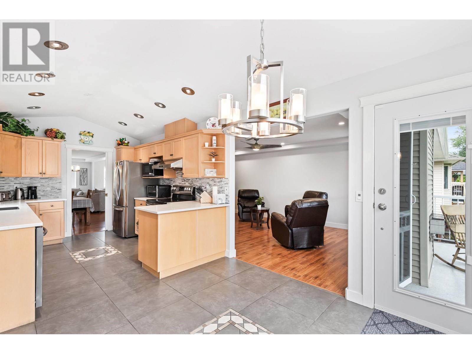 Photo 16 of 23881 114 A Avenue, Maple Ridge BC