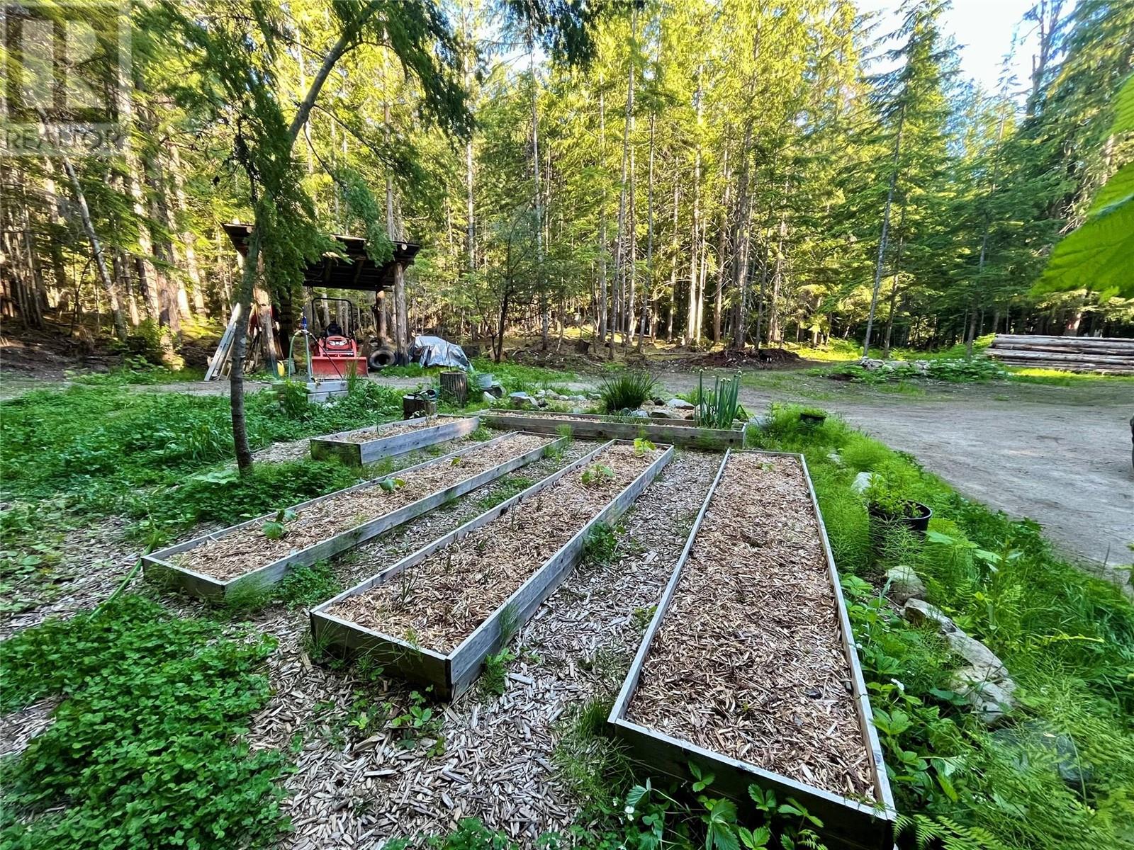 Photo 24 of 769 Beech Road, Nakusp BC