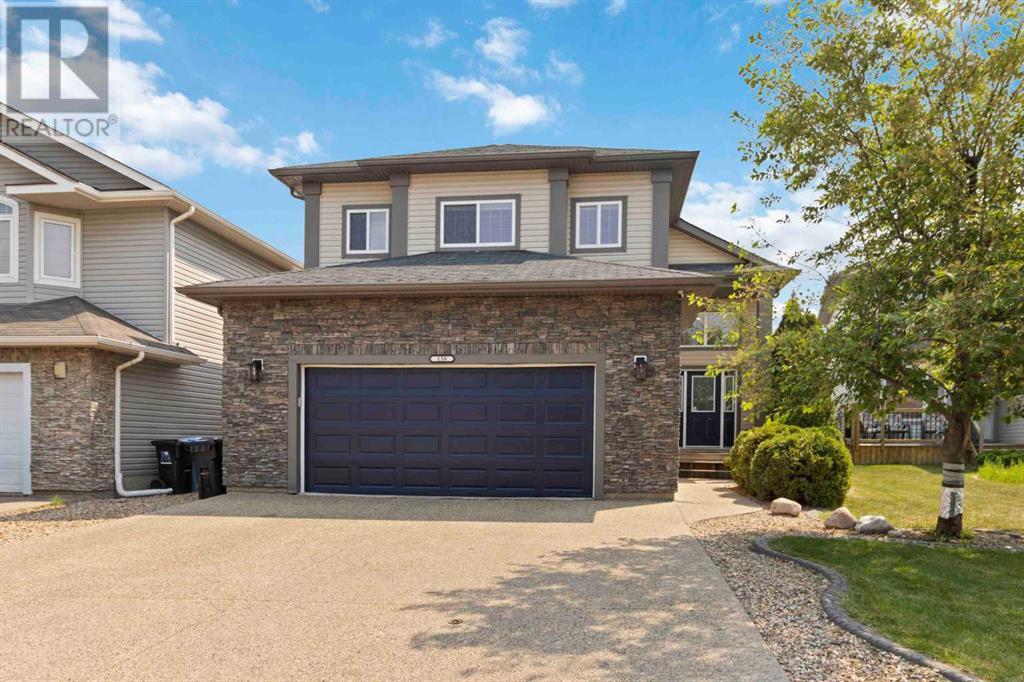 150 Pearl Bay, Fort McMurray