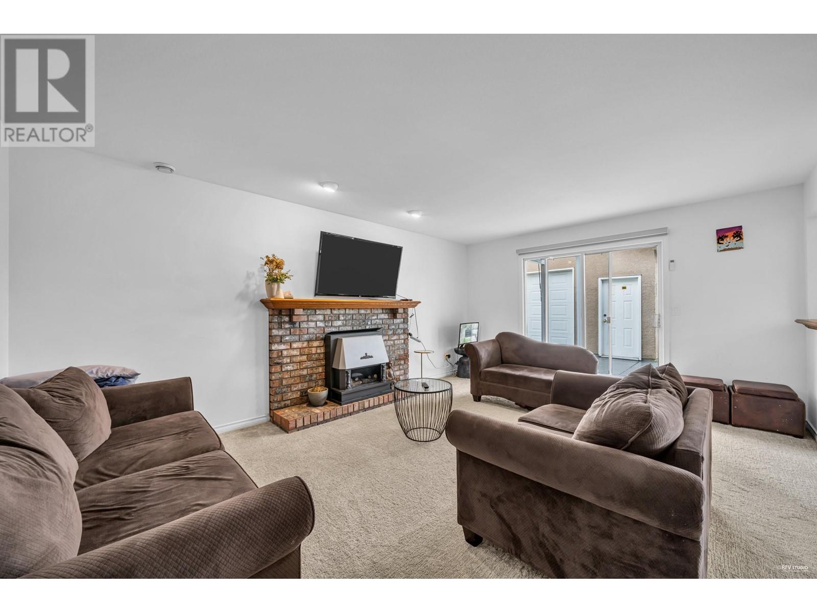 6585 HOLLY PARK DRIVE, Delta real estate listing R3009921