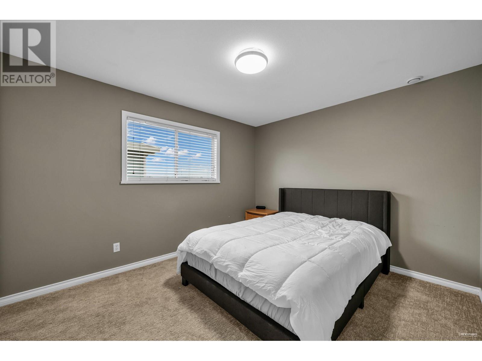 6585 HOLLY PARK DRIVE, Delta real estate listing R3009921