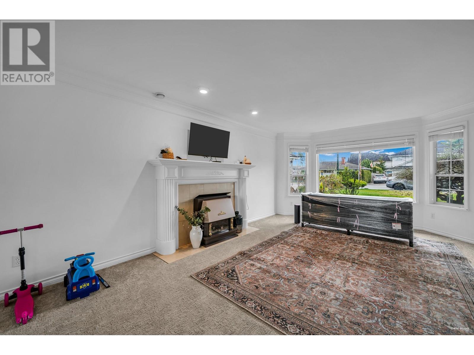 6585 HOLLY PARK DRIVE, Delta real estate listing R3009921