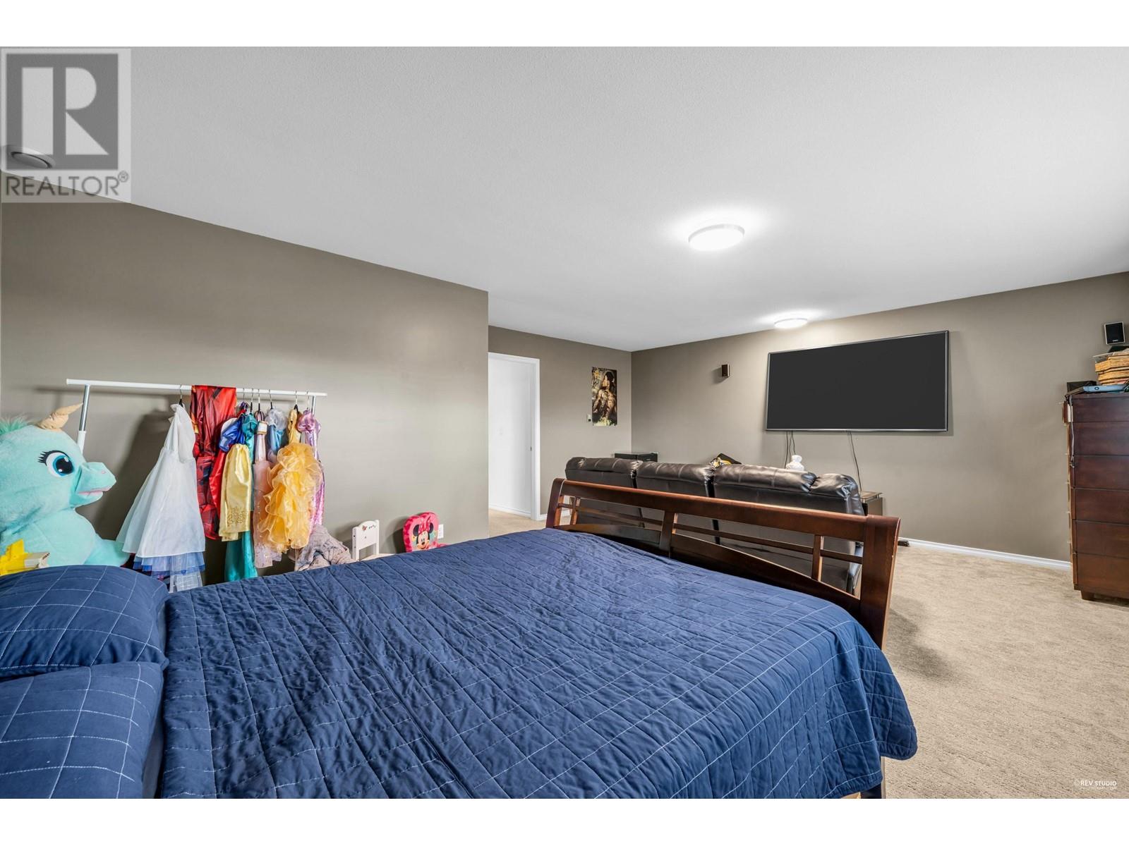 6585 HOLLY PARK DRIVE, Delta real estate listing R3009921