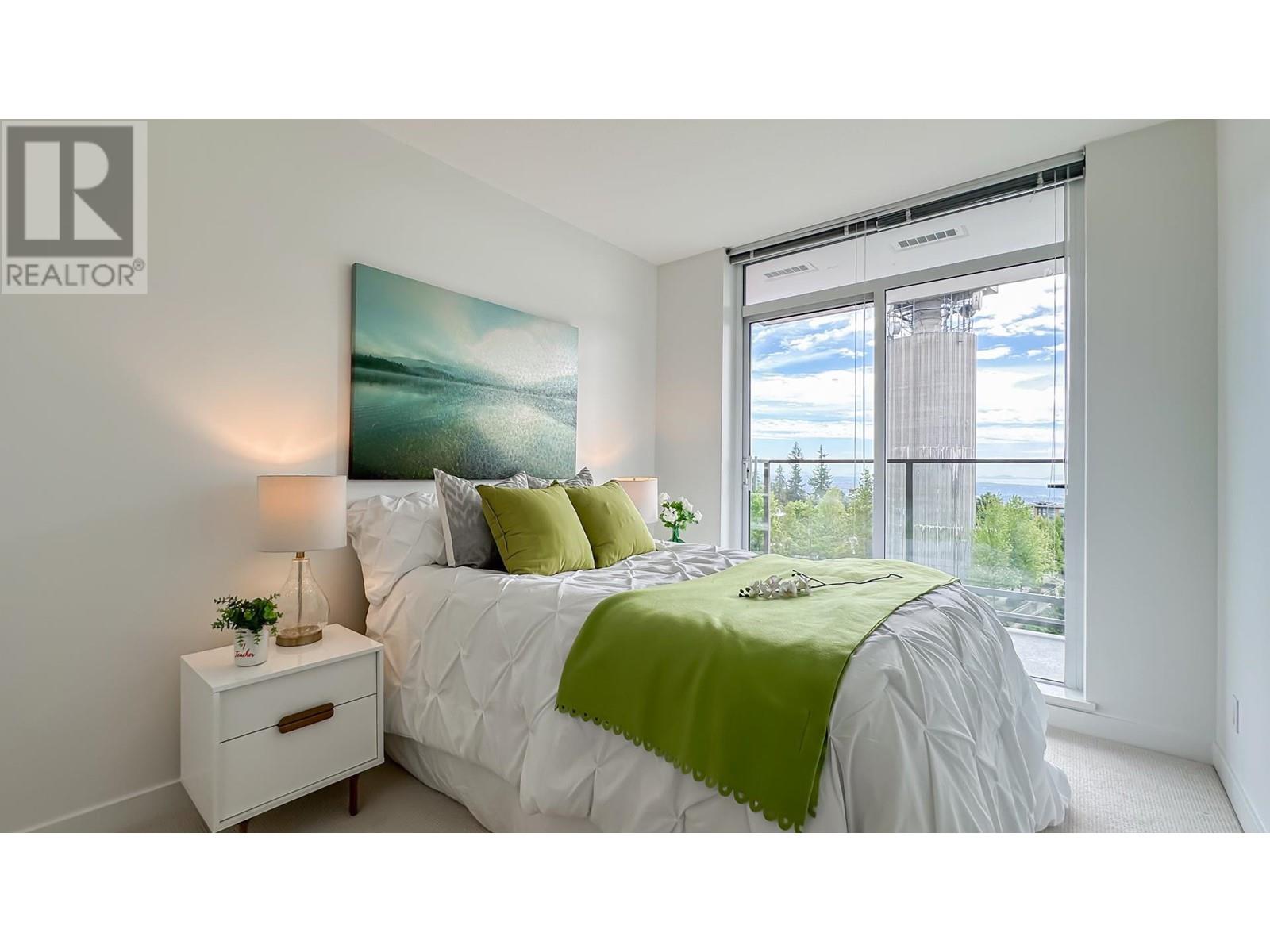 Photo 5 of 1003 8940 University Crescent, Burnaby BC