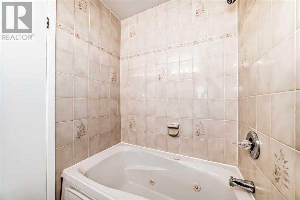 Single Family House for Sale in    Avenue SW Sunalta Calgary 