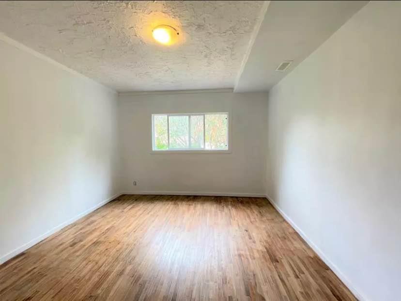 669 WALLACE STREET, Hope, Hope