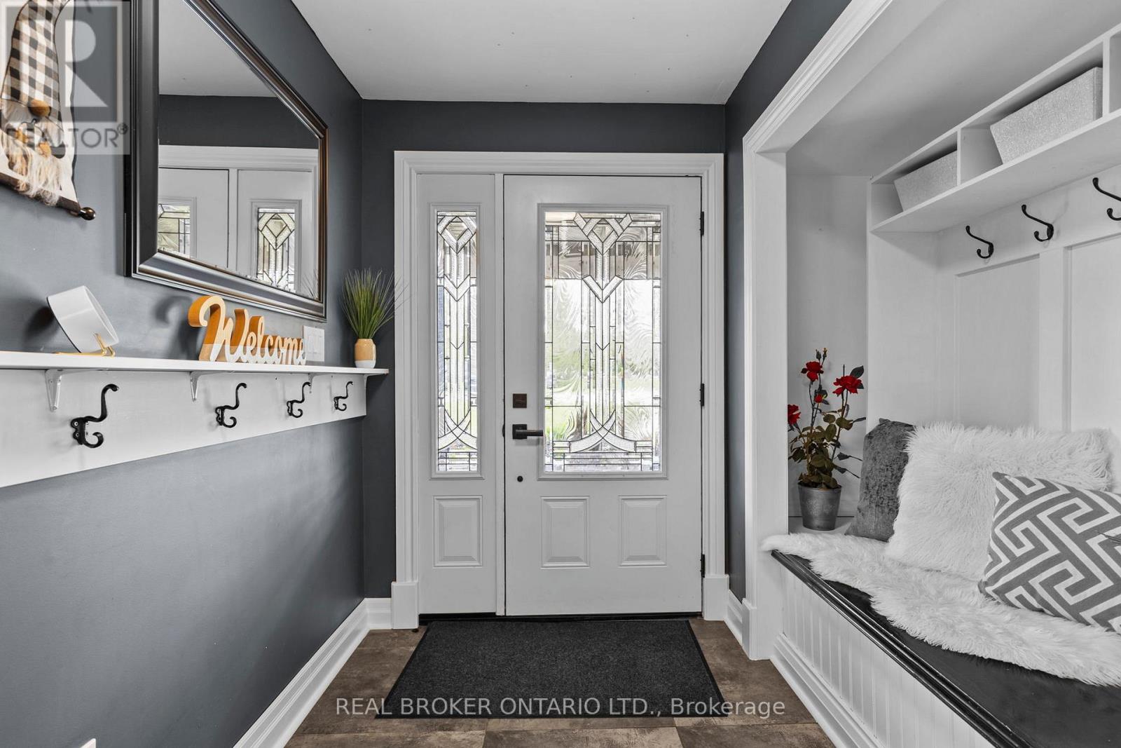 Photo 12 of 48 Campbell Beach Road, Kawartha Lakes ON