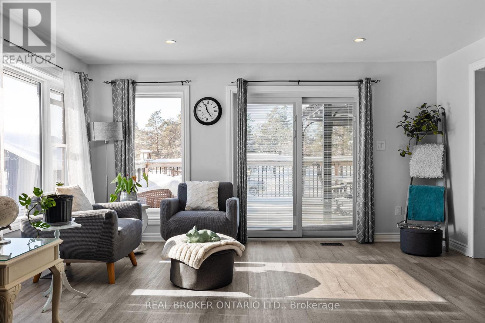 Photo 21 of 48 Campbell Beach Road, Kawartha Lakes ON