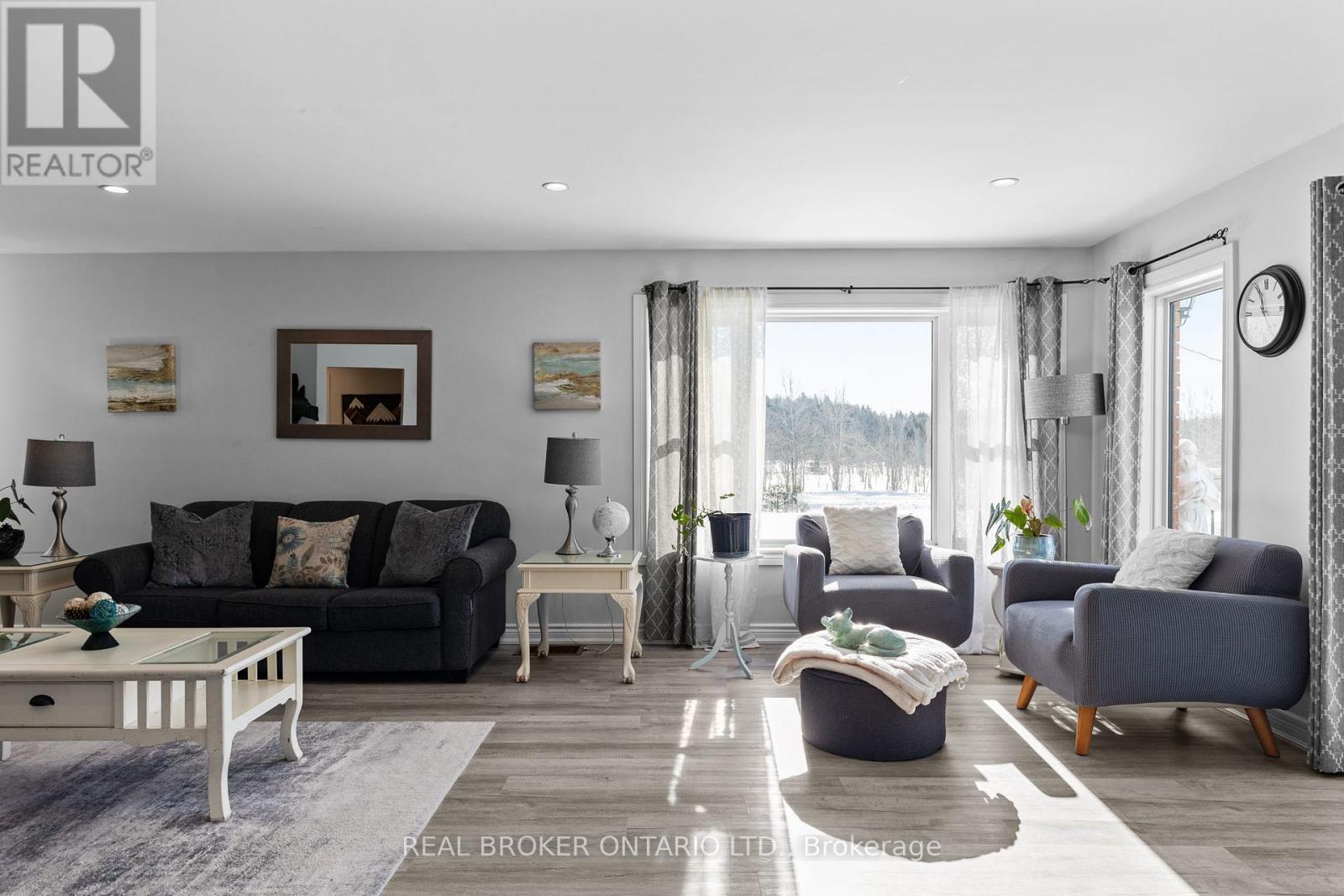 Photo 23 of 48 Campbell Beach Road, Kawartha Lakes ON