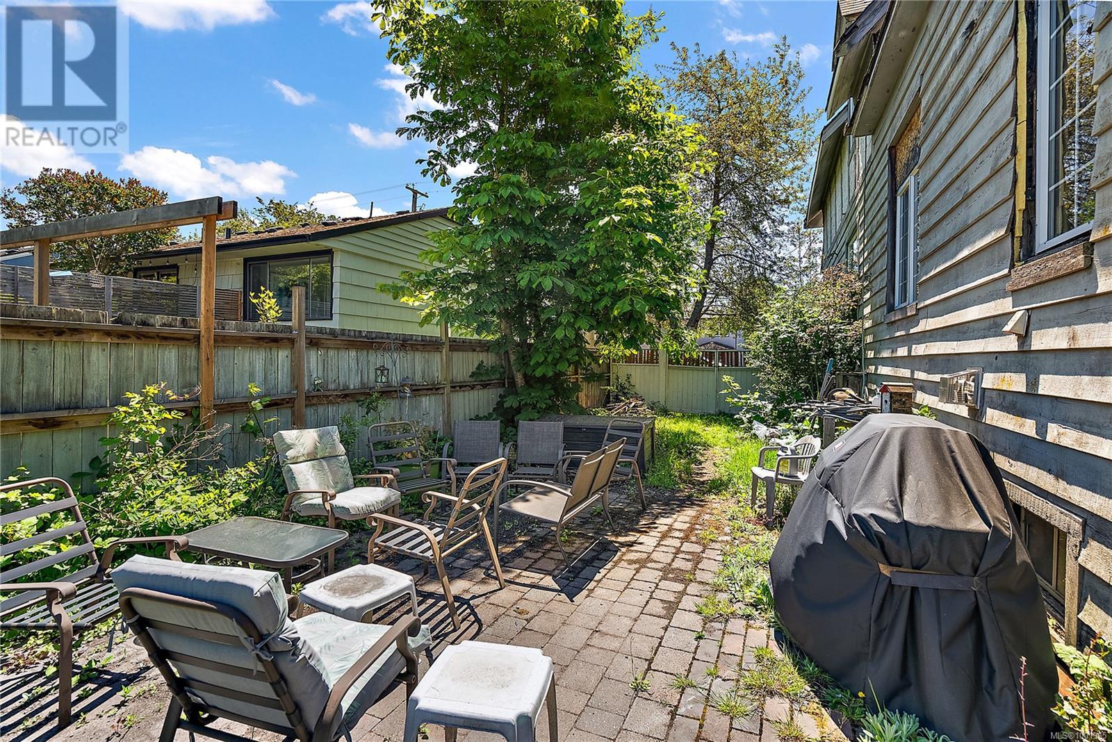 1630 Pembroke St, Victoria