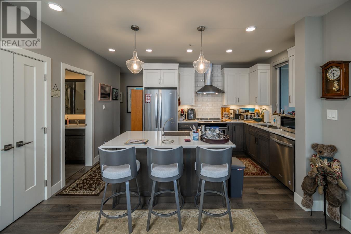Photo 4 of 302 1087 6th Avenue, Prince George BC