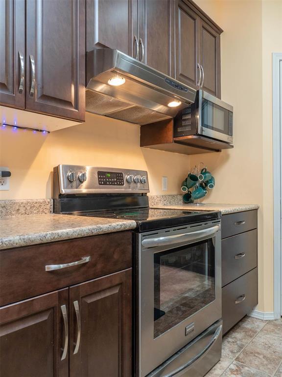 Photo 5 of 55 Hillbrook Drive, Winnipeg MB