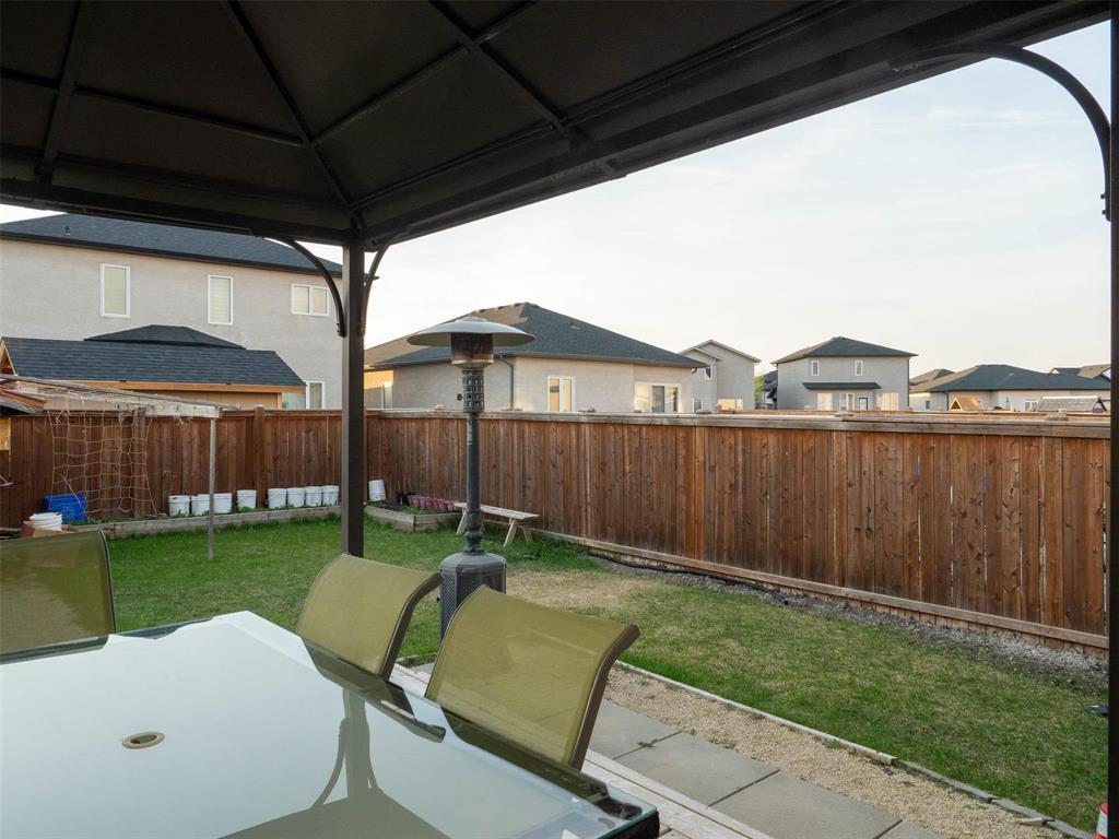Photo 25 of 55 Hillbrook Drive, Winnipeg MB