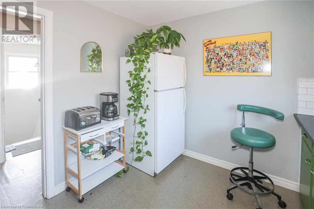 Photo 17 of 67 St George Street, St Catharines ON