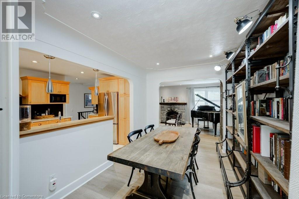 Photo 11 of 3 Fallsview Road, Hamilton ON