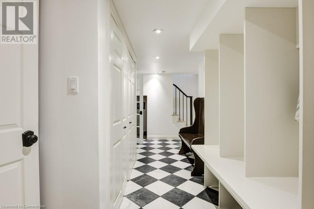 Photo 29 of 3 Fallsview Road, Hamilton ON