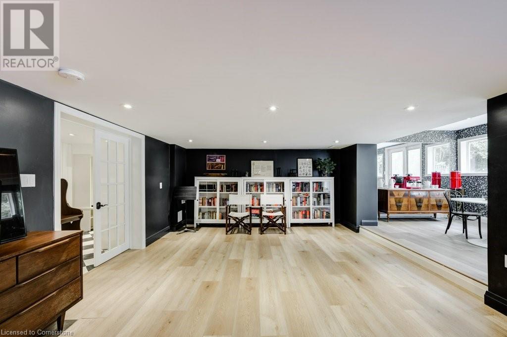Photo 31 of 3 Fallsview Road, Hamilton ON