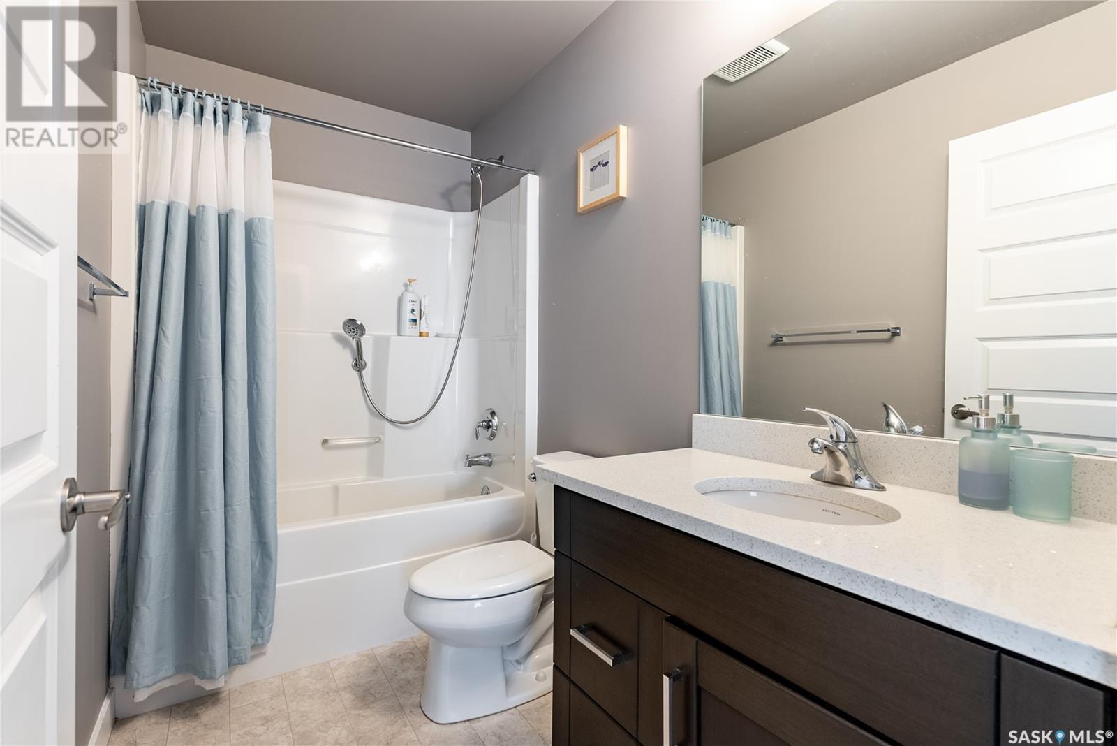 Single Family House 2 Level for Sale in   Kloppenburg CRESCENT Saskatoon 